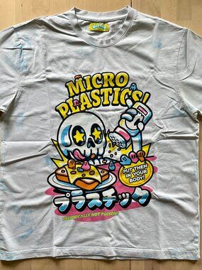 Cool Shirtz Very Cool Micro Plastics Graphic T-Shirt size Medium Cold Ones